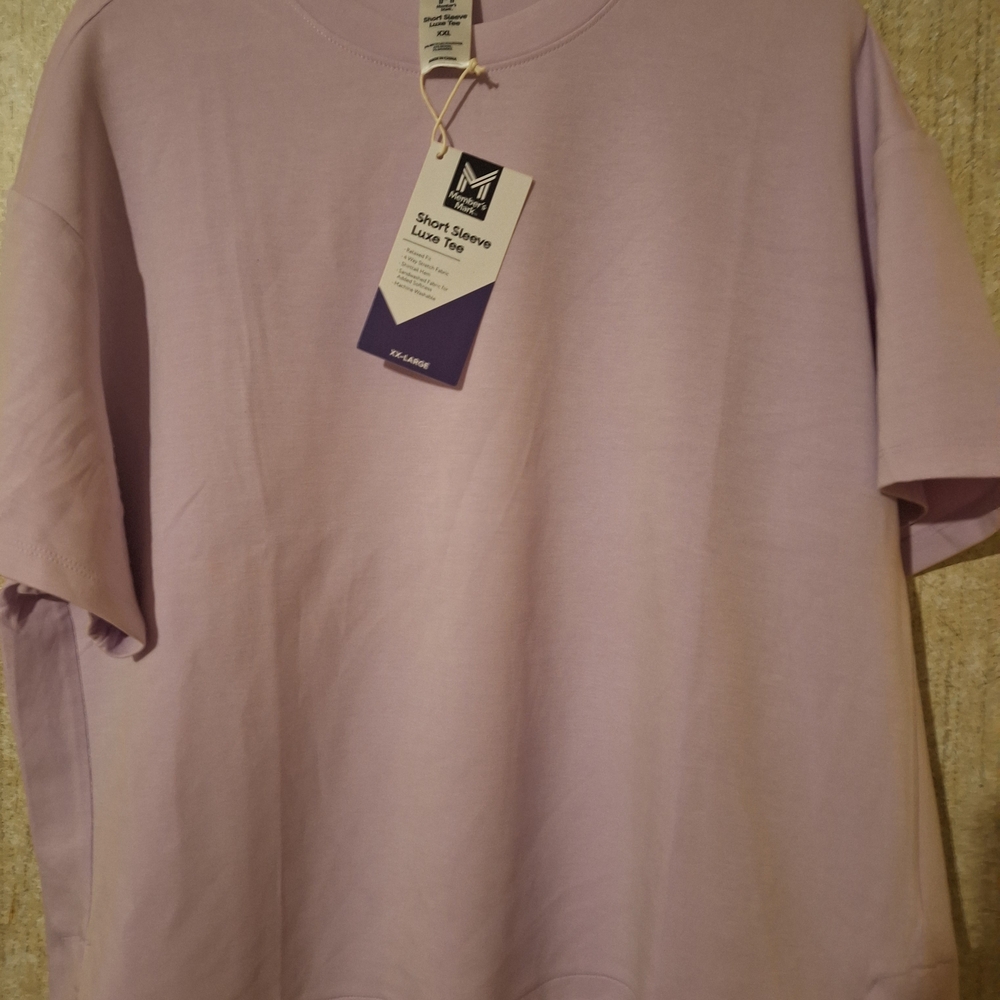 Lilac Short Sleeve Tee, Very Soft. Womens Size XXL. NWT.